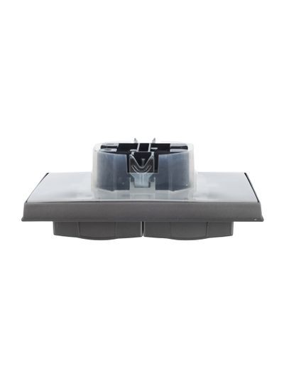 BRITE Розетка 2-местная с заземлением с защитными шторками и крышкой 16А в сборе IP44 РСбш12-3-44-БрС сталь IEK