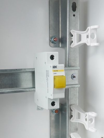 Лампа сигнальная ЛС-47М матрица желтая IEK