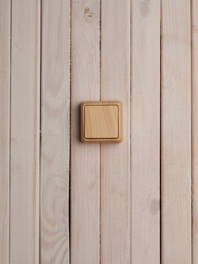 OKTAVA Выключатель 1-клавишный для открытой установки 10А ВС20-1-0-ОС сосна GENERICA