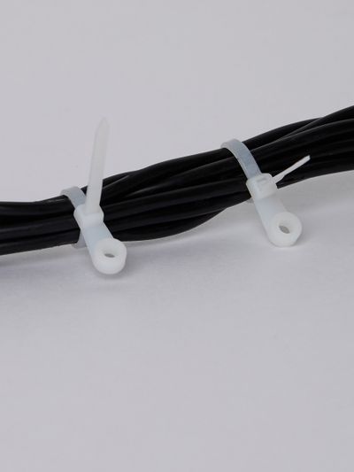 Хомут с отверстием для крепления ХОК3,5х100 (100шт/упак) IEK