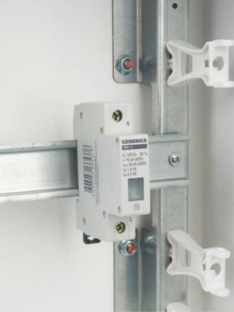 Ограничитель импульсных перенапряжений ОПС1-C 1Р 10/40кА 230В GENERICA