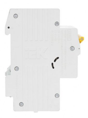 KARAT Автоматический выключатель дифференциального тока АВДТ 34 C25 30мА тип A IEK