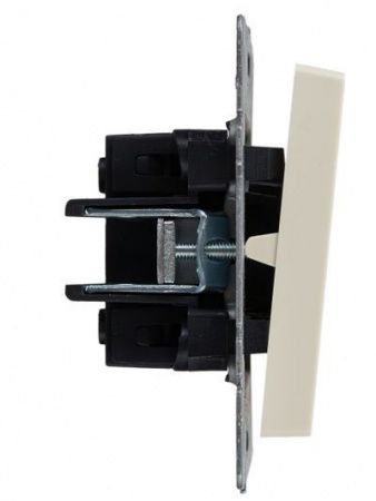 BRITE Выключатель 3-клавишный 10А ВС10-3-0-БрКр бежевый IEK