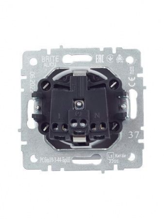 BRITE Розетка 1-местная с заземлением с защитными шторками и крышкой 16А IP44 РСбш10-3-44-БрШ шампань IEK