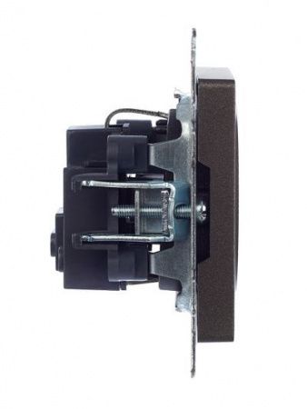 BRITE Розетка 1-местная с заземлением без защитных шторок 16А РС11-1-0-БрТБ темная бронза IEK