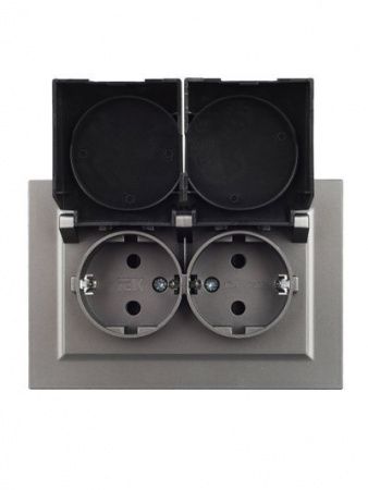 BRITE Розетка 2-местная с заземлением с защитными шторками и крышкой 16А в сборе IP44 РСбш12-3-44-БрС сталь IEK