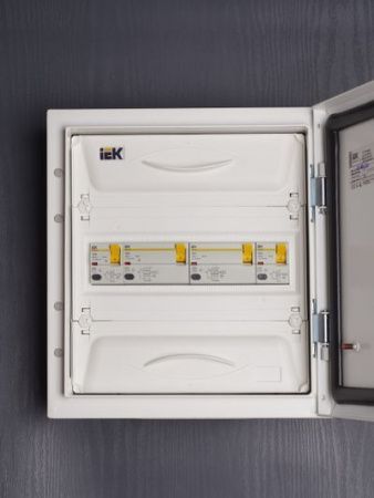Выключатель дифференциальный (УЗО) ВД1-63 4Р 25А 300мА IEK