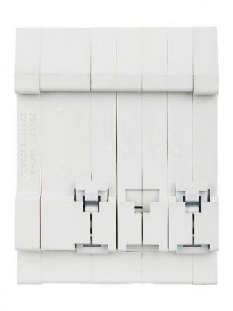 KARAT Автоматический выключатель дифференциального тока АВДТ 34 C32 100мА тип A IEK