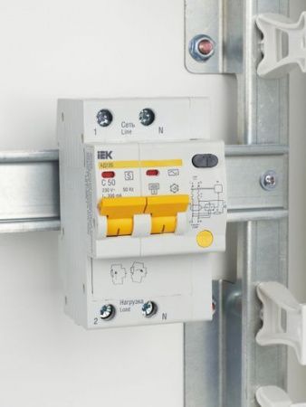 KARAT Дифференциальный автомат АД12S 2P 50А 300мА тип AC IEK